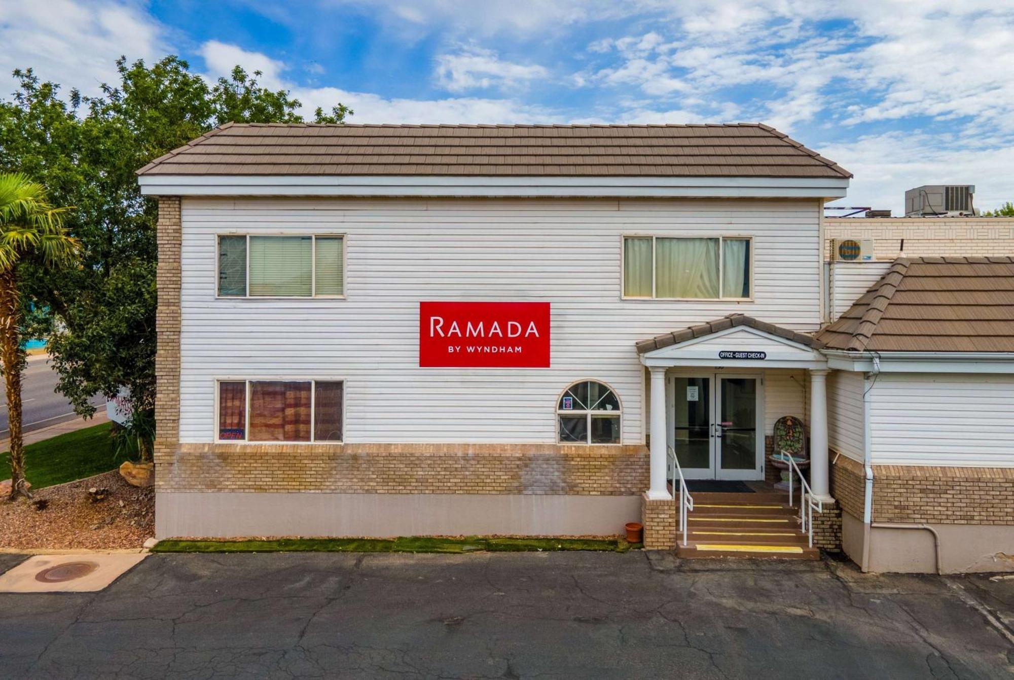 Ramada By Wyndham La Verkin Zion National Park Exteriör bild